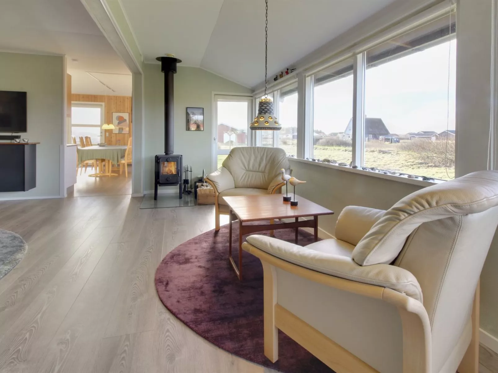 "Viveka" - 500m from the sea