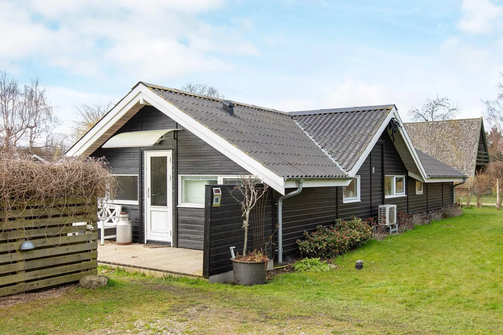 10 persoons vakantie huis in Stege-Uitzicht