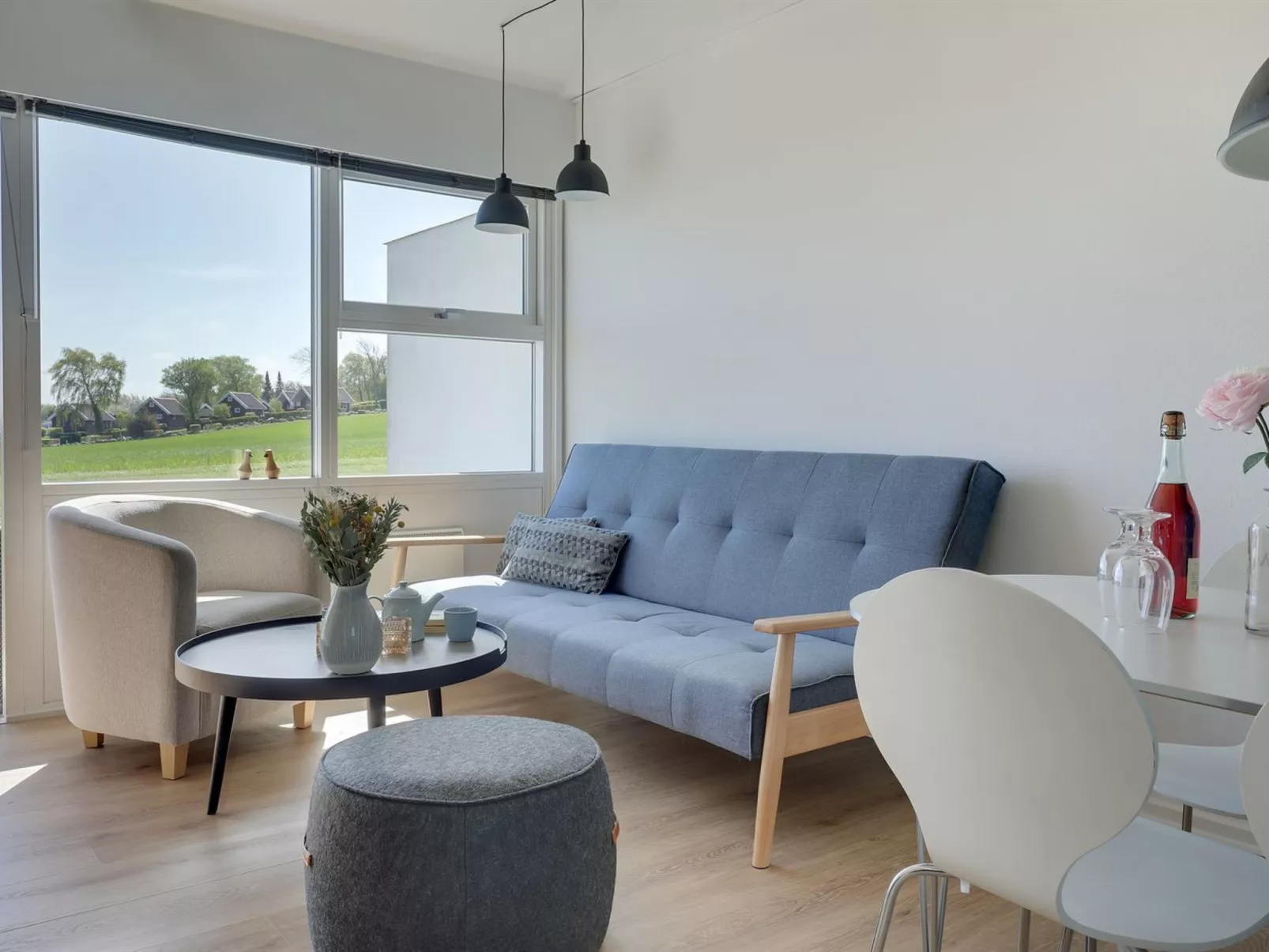 "Kuisma" - 300m from the sea-Binnen