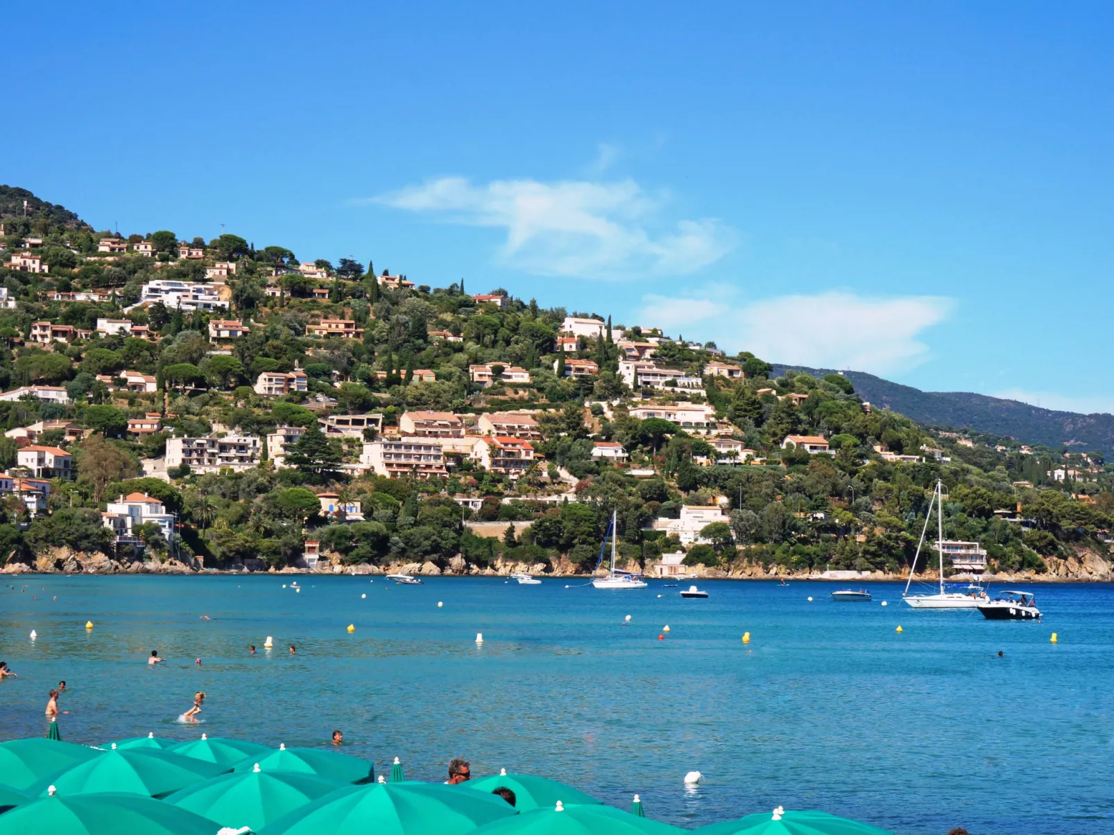 Les Sirènes du Lavandou-Omgeving