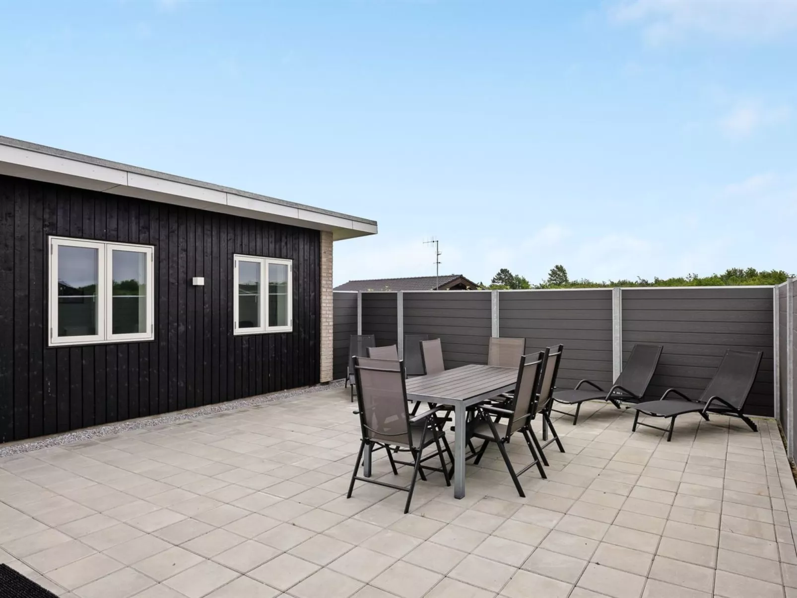 "Holmsten" - all inclusive - 1km from the sea-Binnen