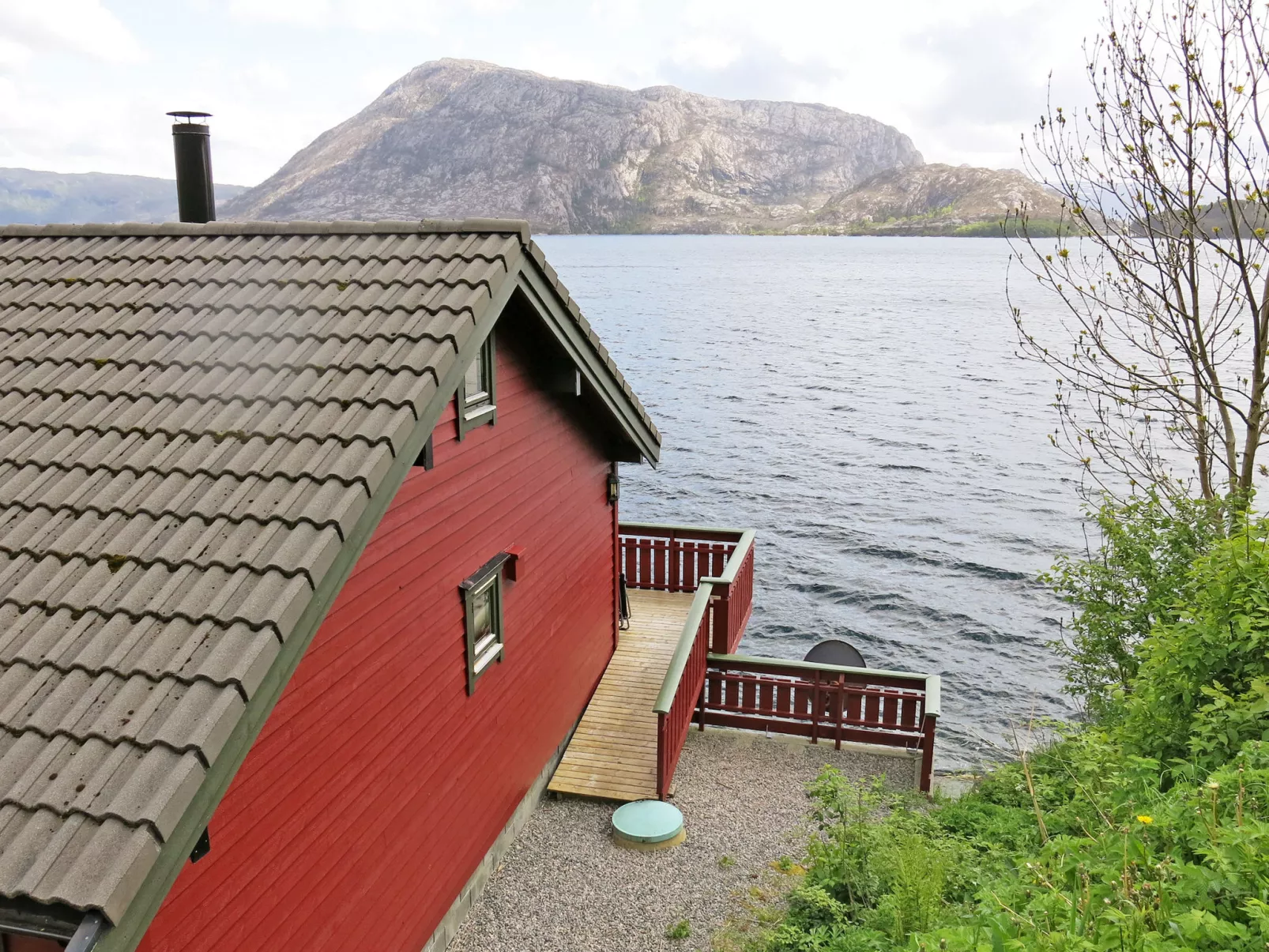 Idun-Buiten