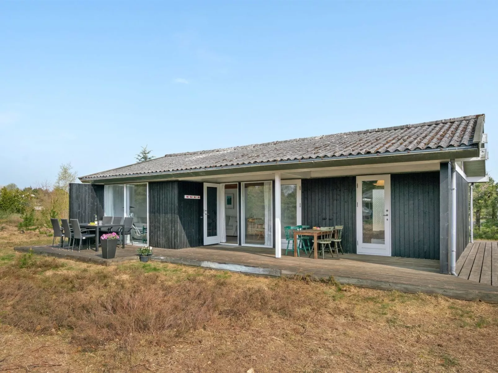 "Thomine" - 200m from the sea-Binnen