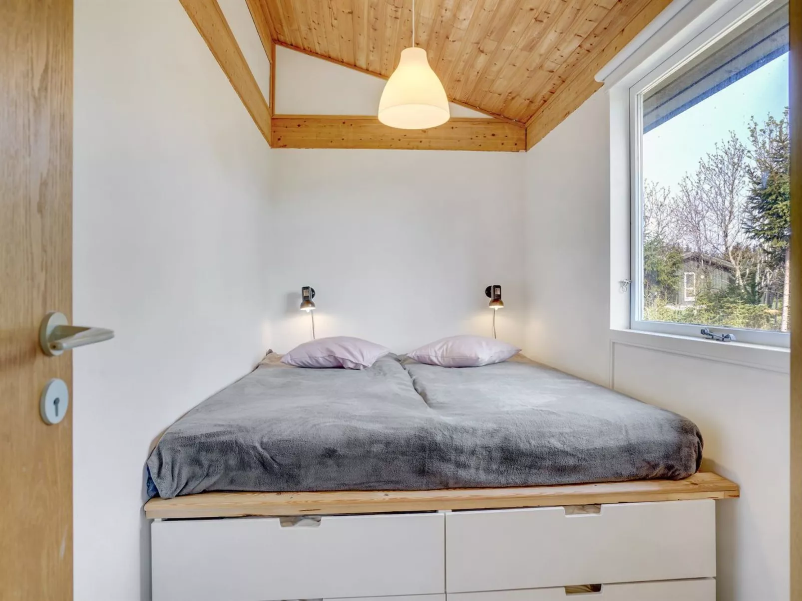 "Thomine" - 200m from the sea-Buiten