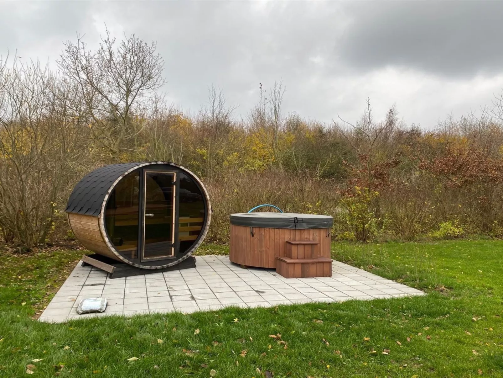 "Hasten" - 600m from the sea-Binnen