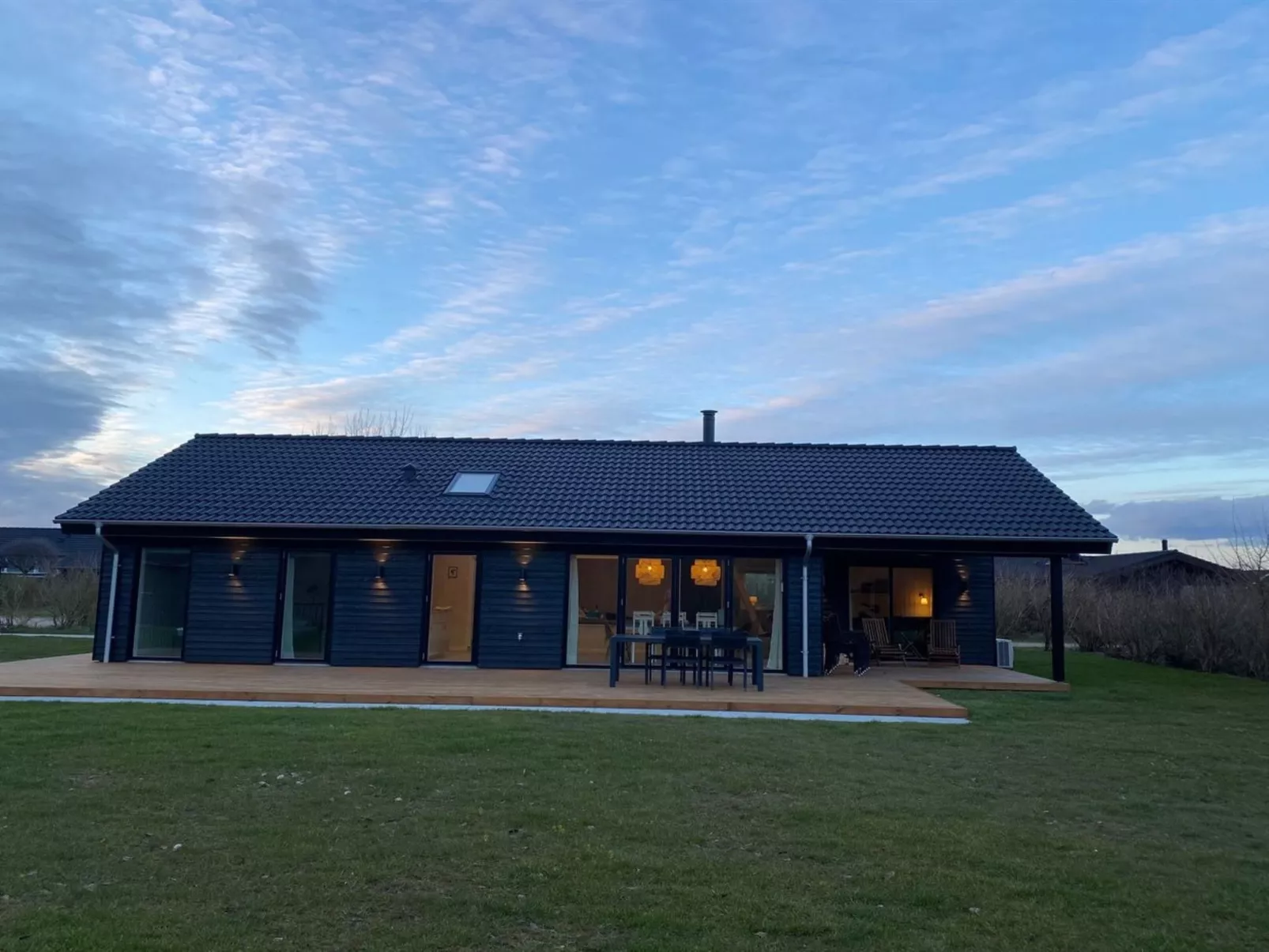 "Hasten" - 600m from the sea-Buiten