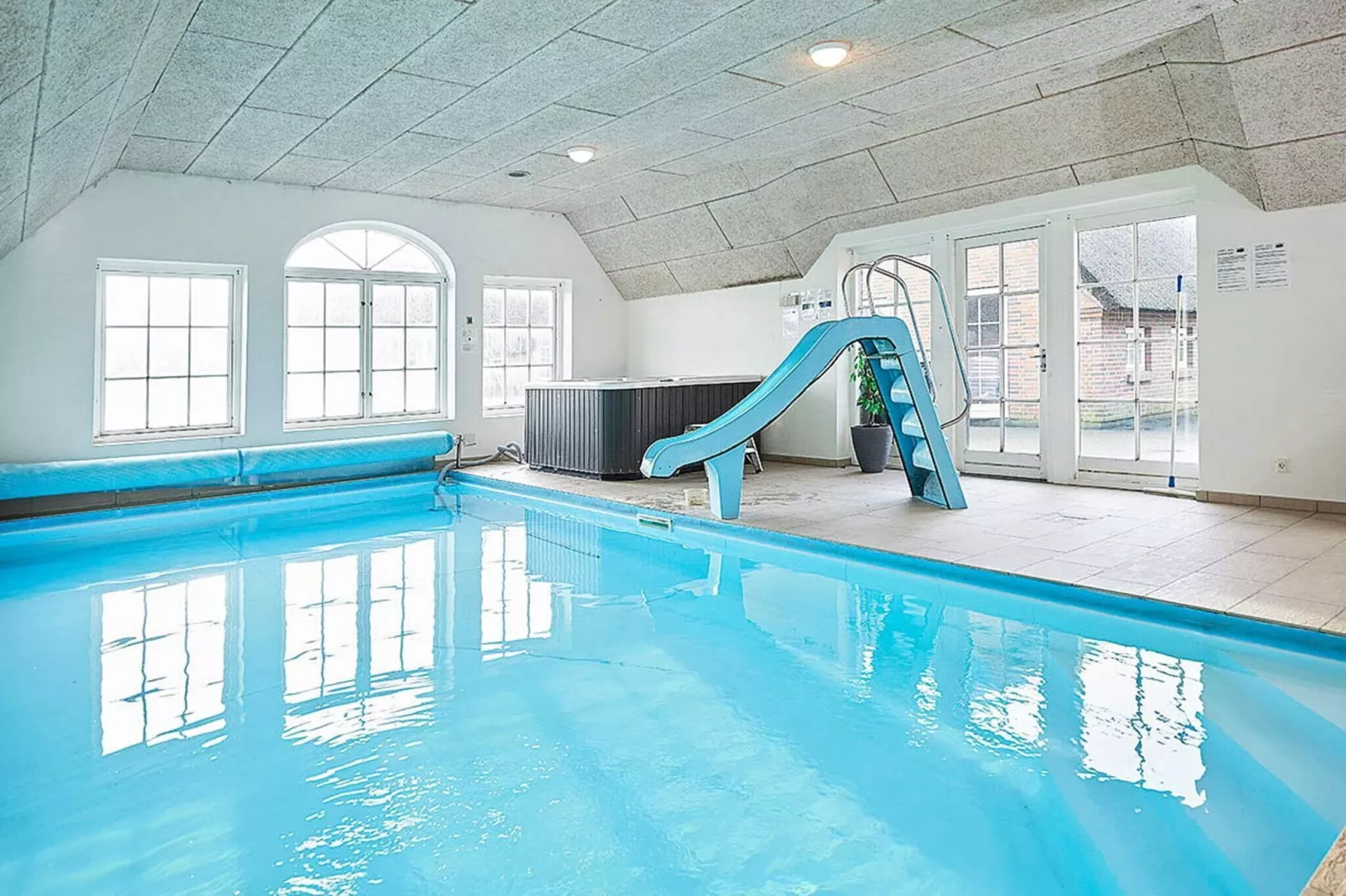 18 persoons vakantie huis in Ulfborg-Zwembad