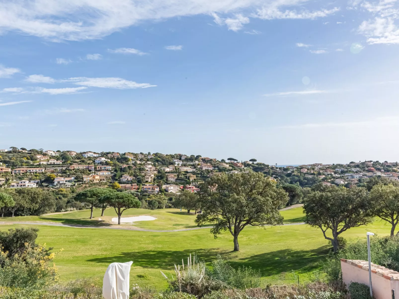 Les Maisons du Golf-Binnen