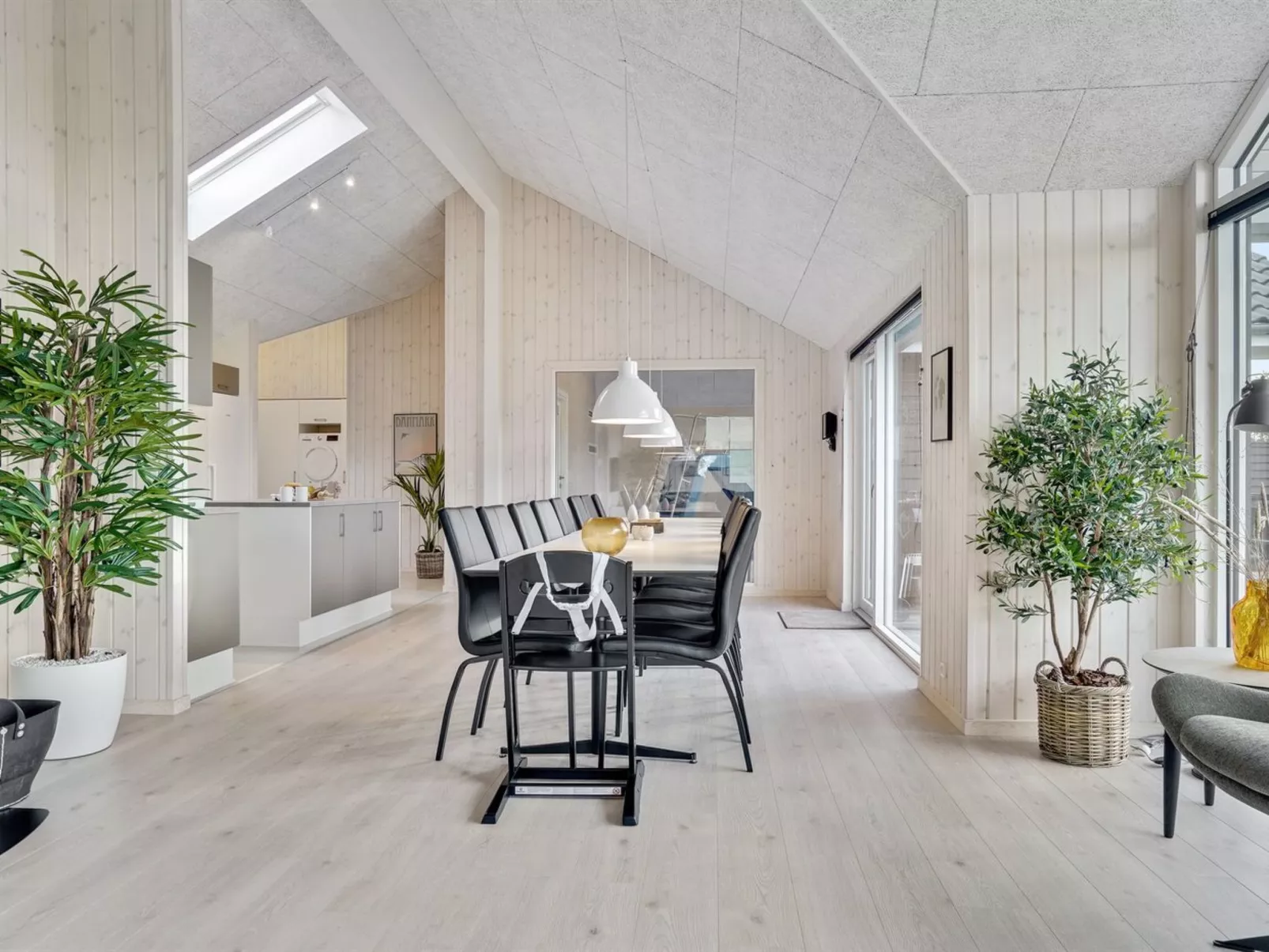 "Klement" - 800m from the sea-Binnen