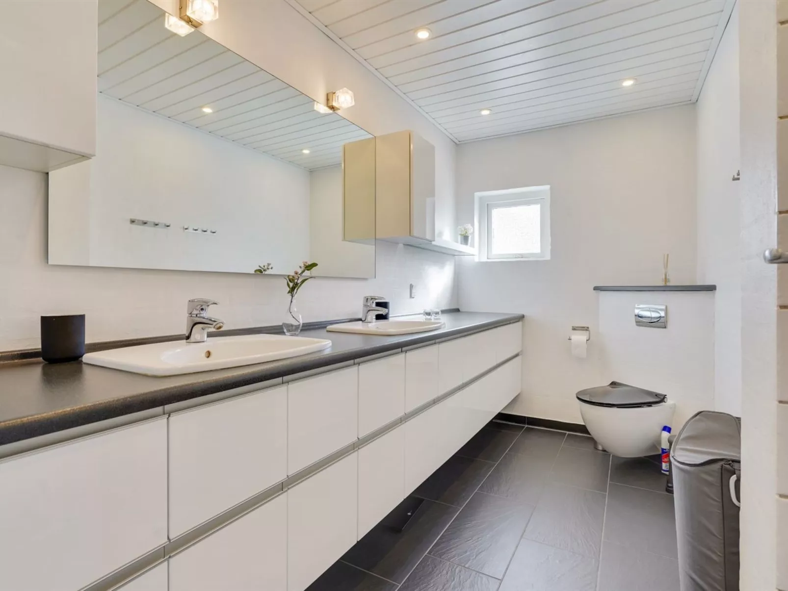 "Ebertine" - 900m from the sea in NW Jutland-Binnen