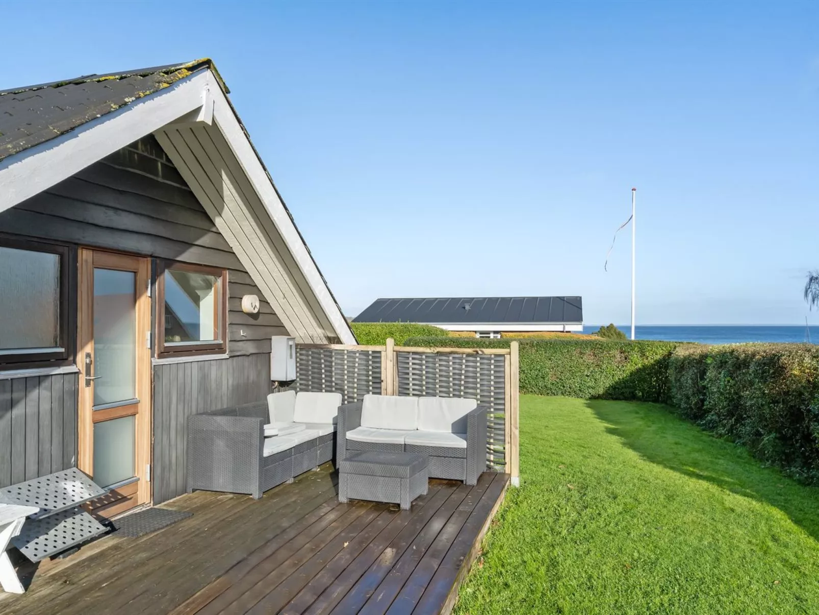 "Christa" - 200m from the sea-Buiten