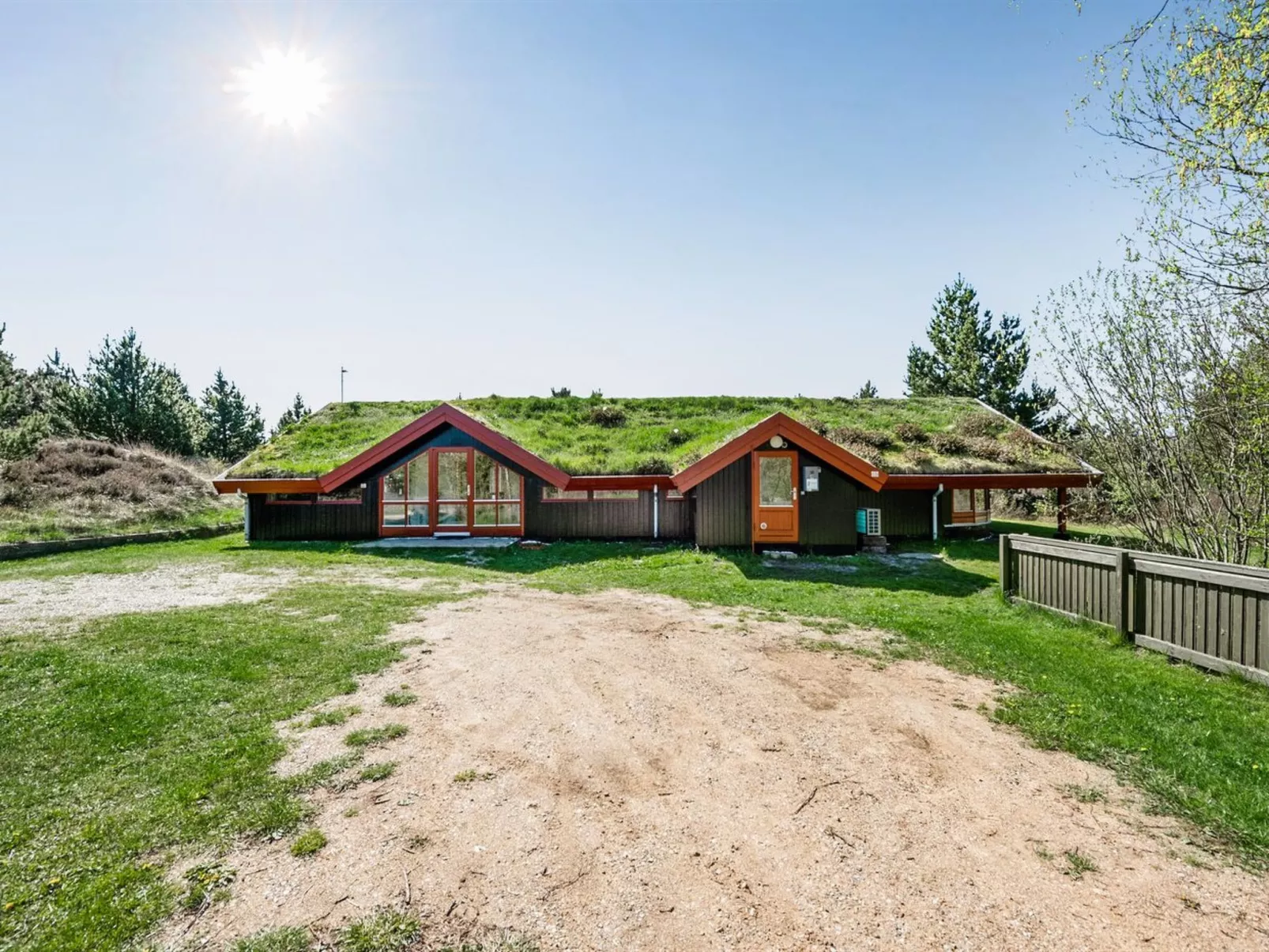 "Niyazi" - 3.1km from the sea-Buiten