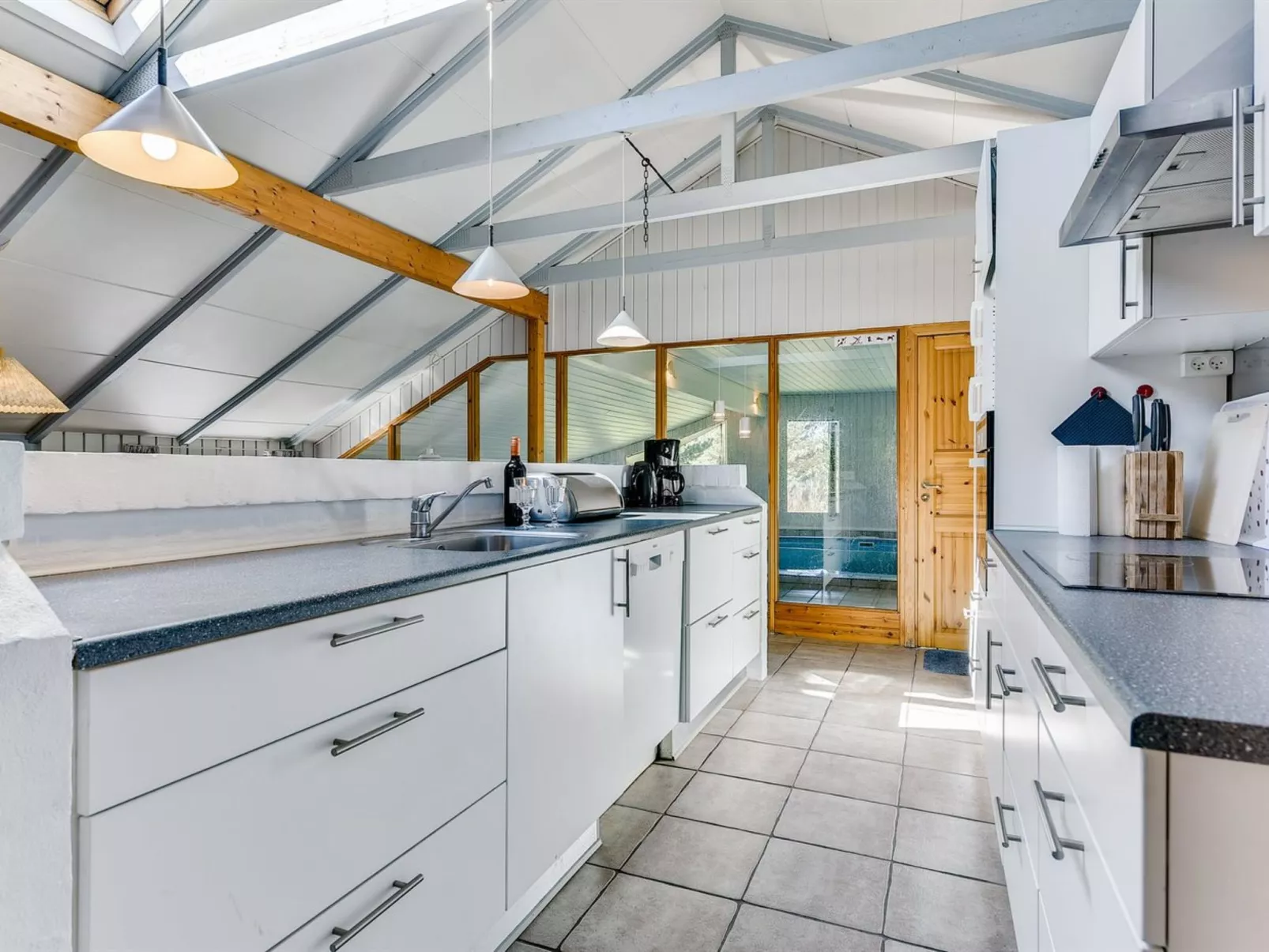 "Niyazi" - 3.1km from the sea-Buiten