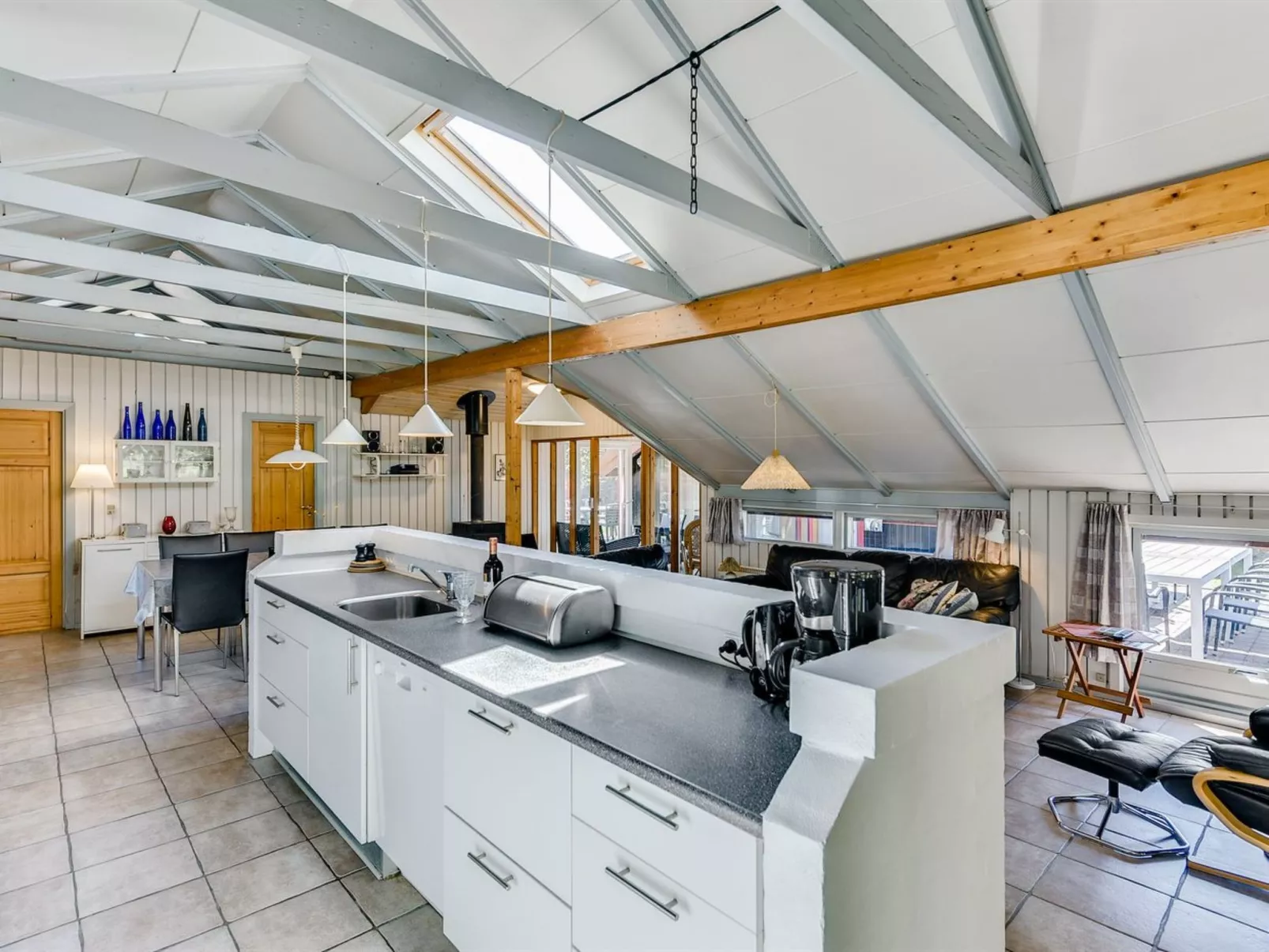 "Niyazi" - 3.1km from the sea-Buiten