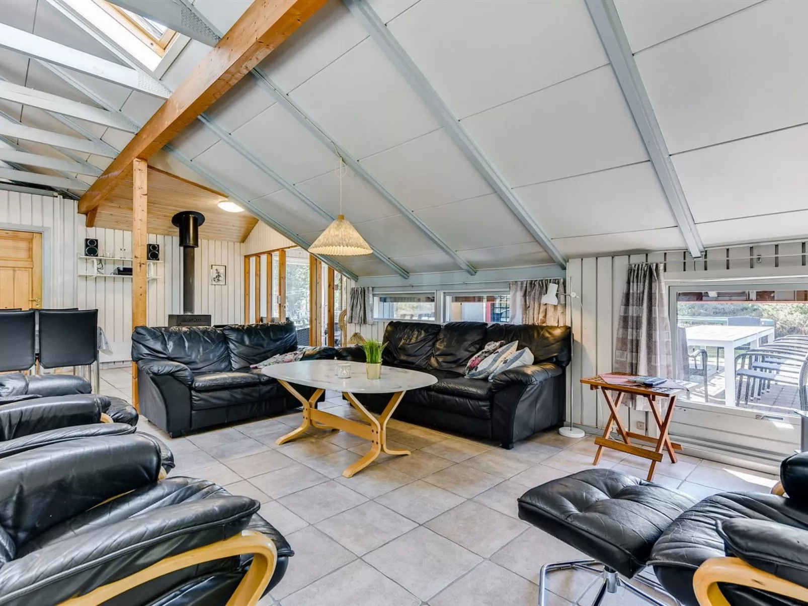 "Niyazi" - 3.1km from the sea-Buiten