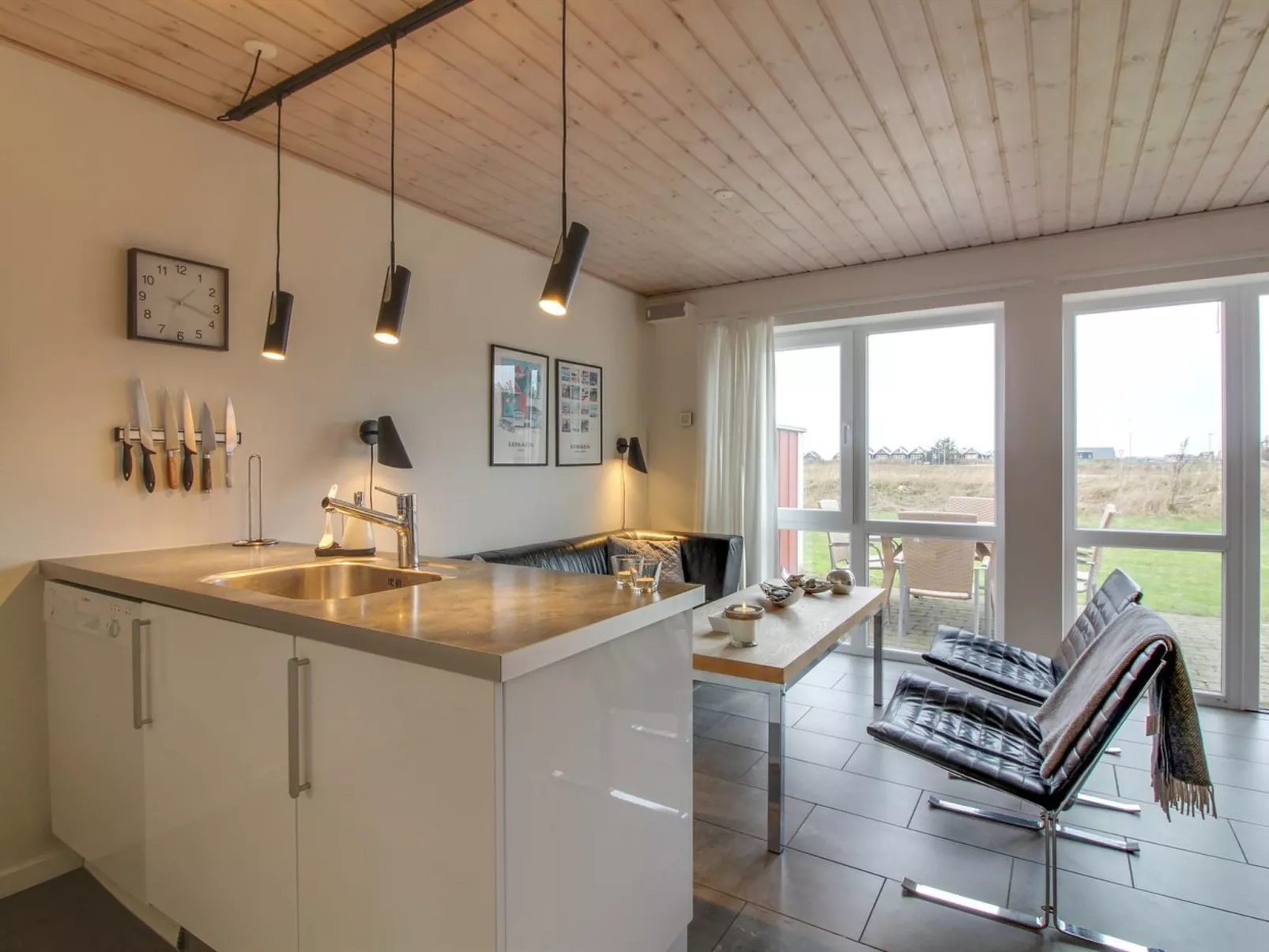 "Ine" - 800m from the sea-Binnen