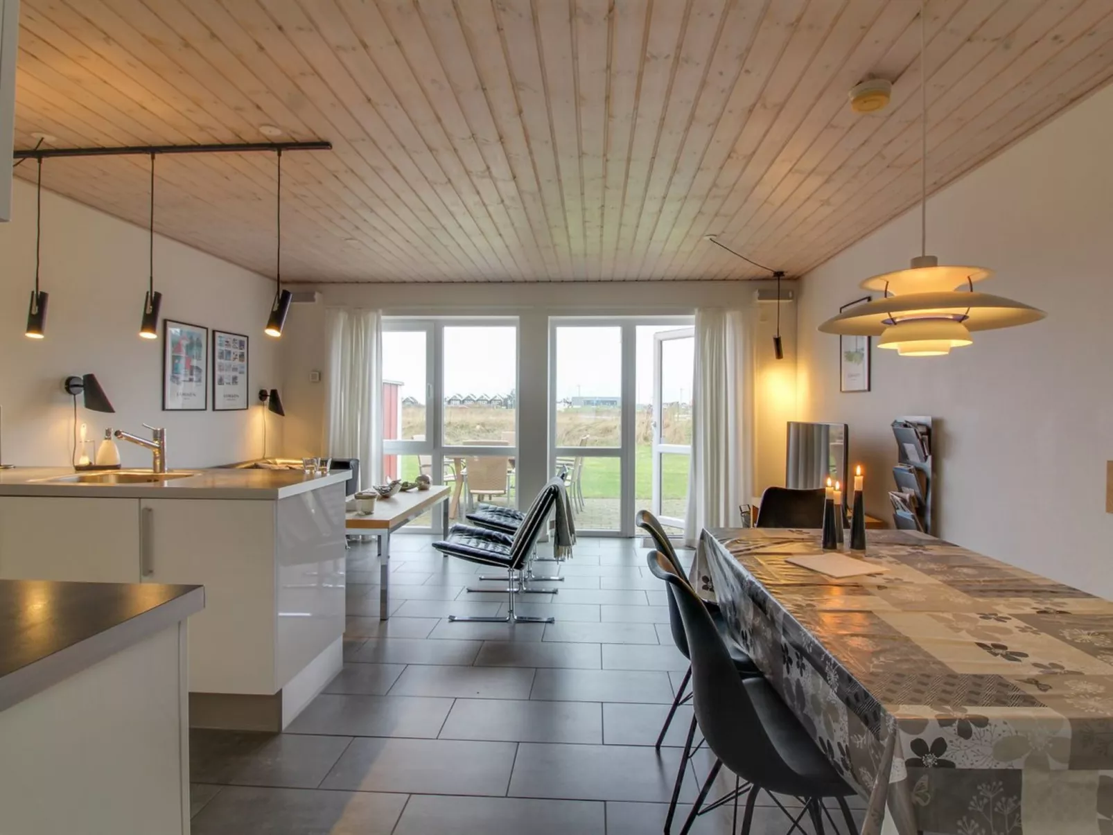 "Ine" - 800m from the sea-Binnen