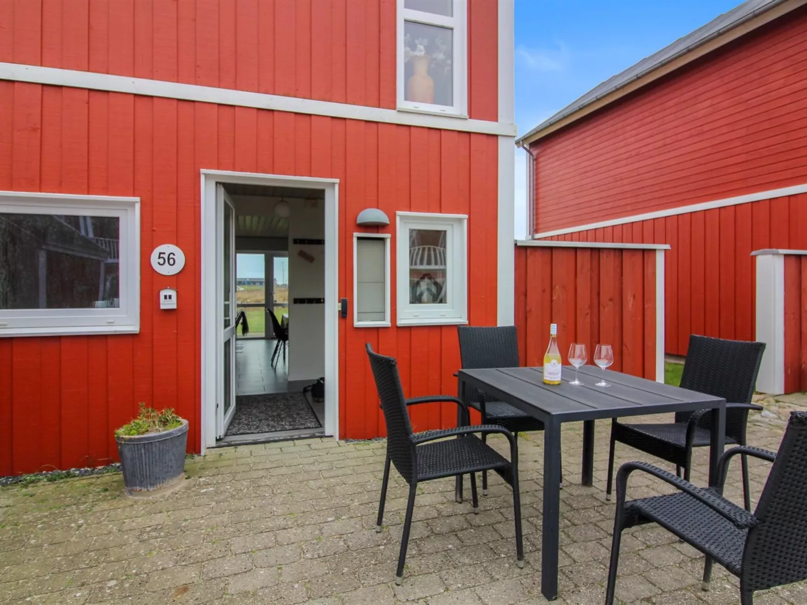 "Ine" - 800m from the sea-Buiten