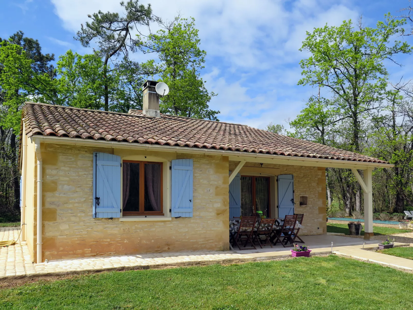 Au Cayroux-Buiten