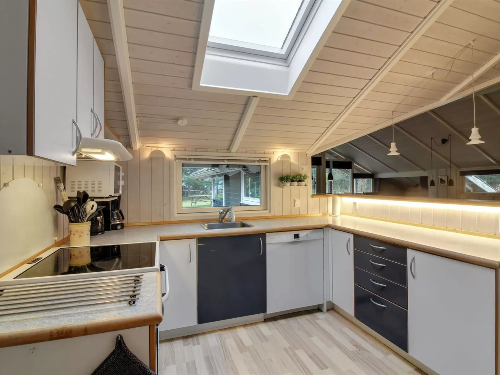 "Acucena" - 1.3km from the sea-Binnen