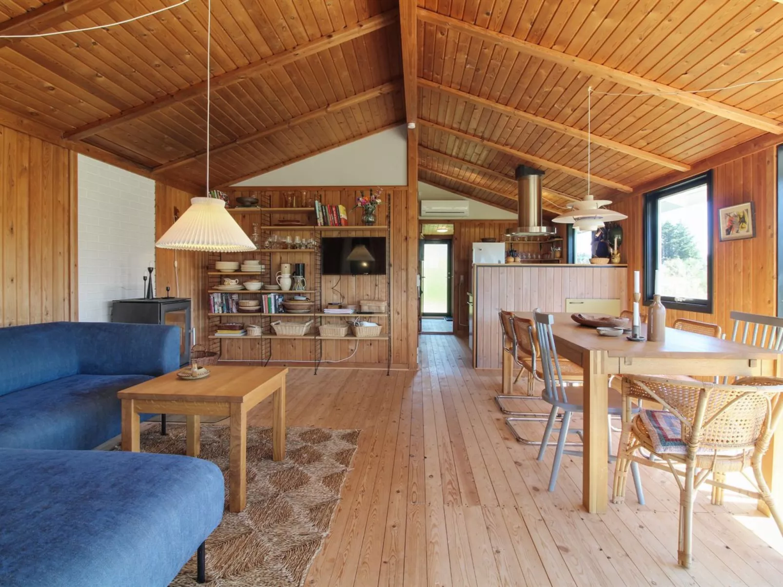 "Nestori" - 950m from the sea-Binnen