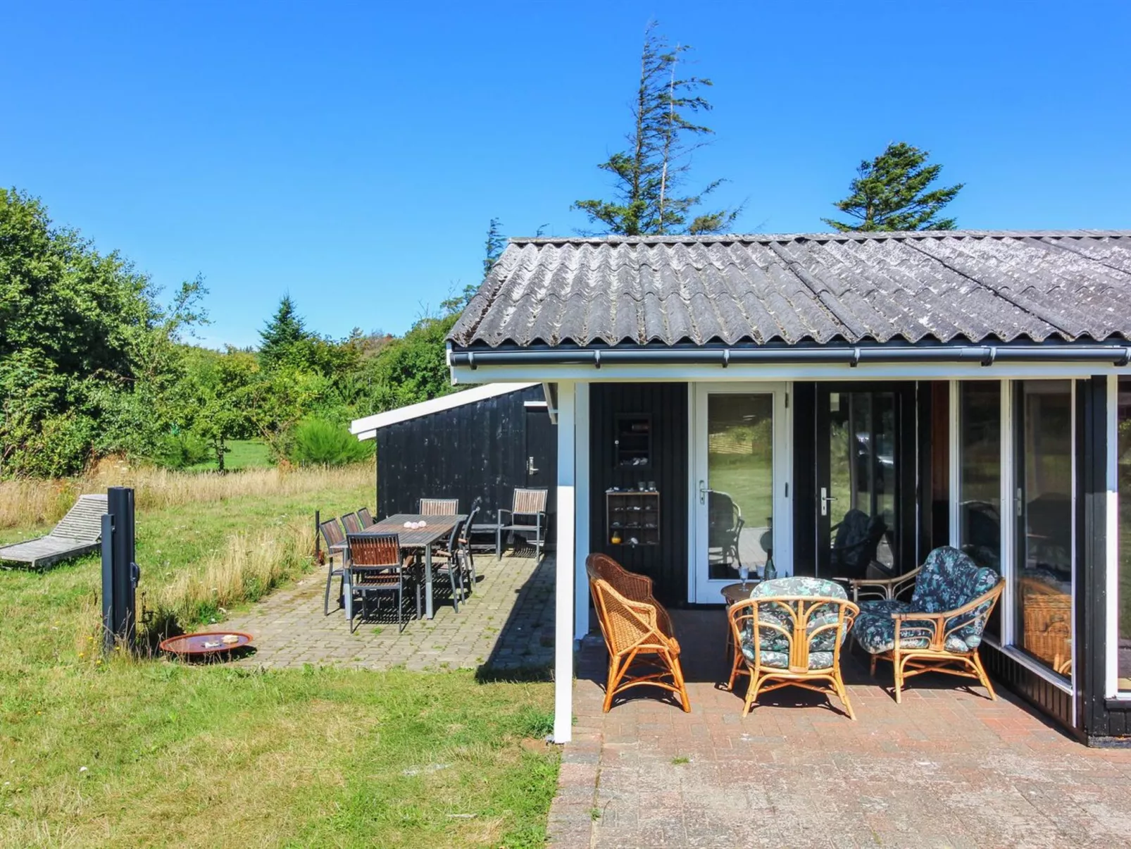 "Nestori" - 950m from the sea-Binnen