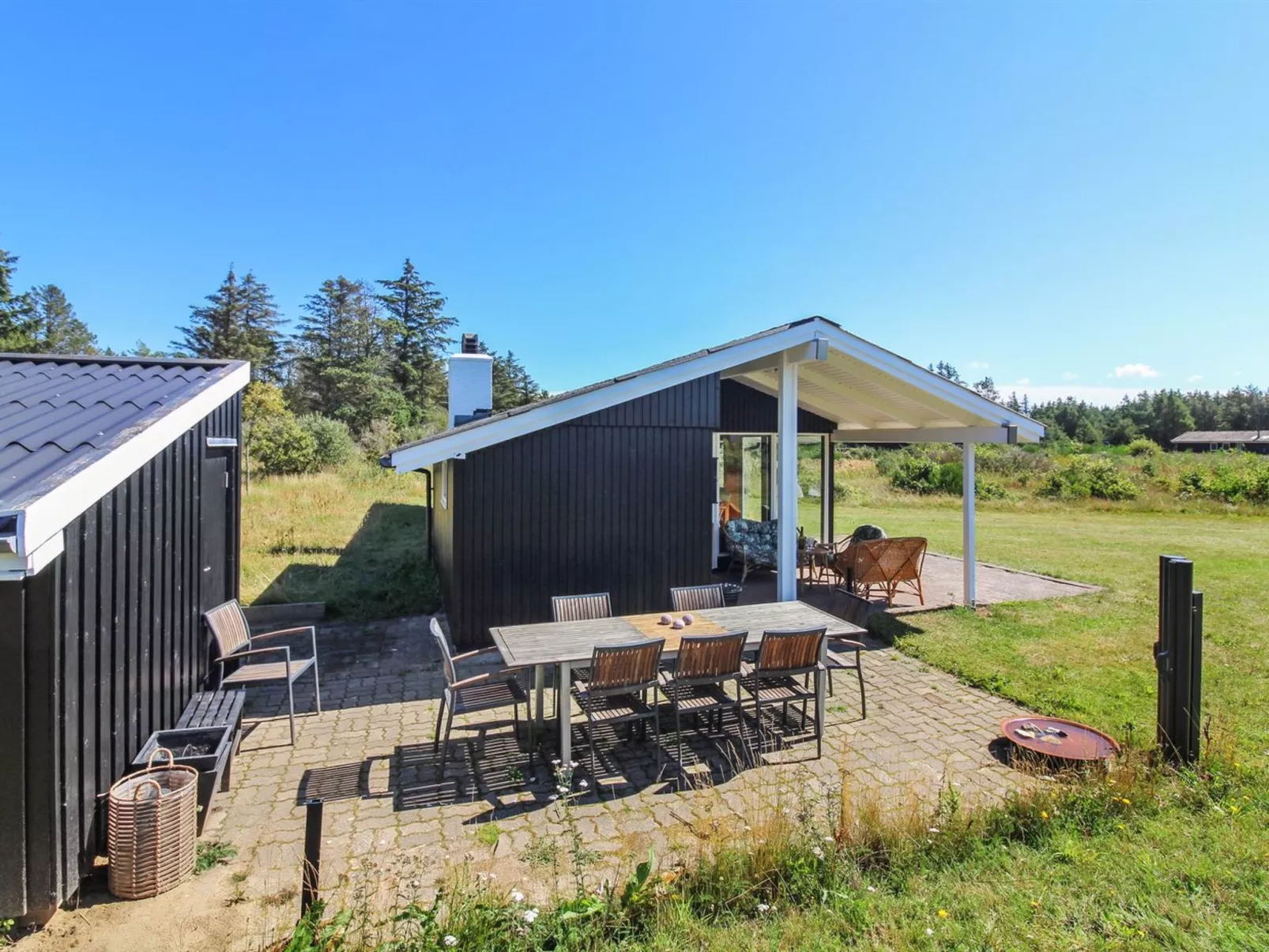 "Nestori" - 950m from the sea-Buiten