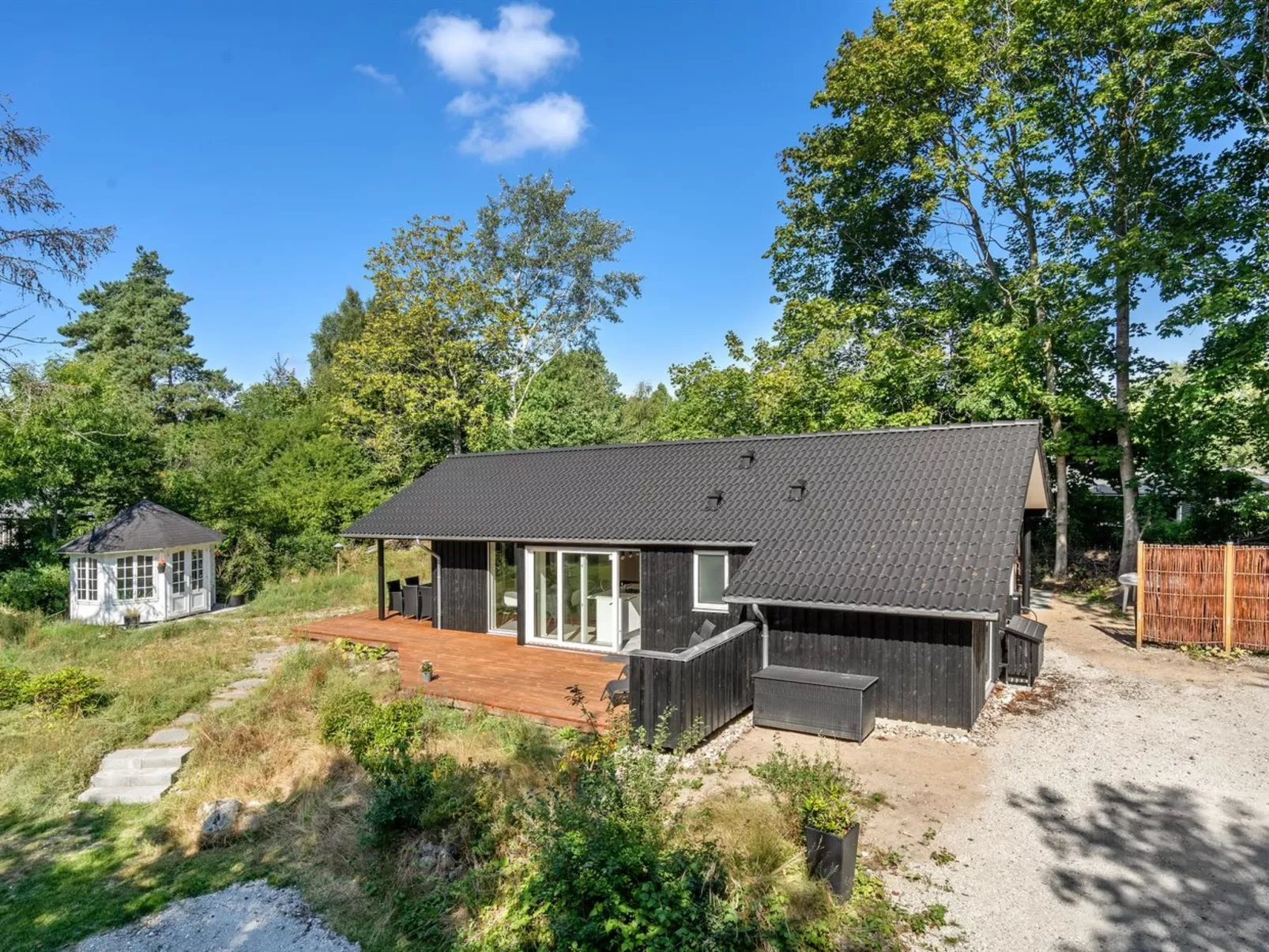 "Thora" - 800m from the sea-Buiten