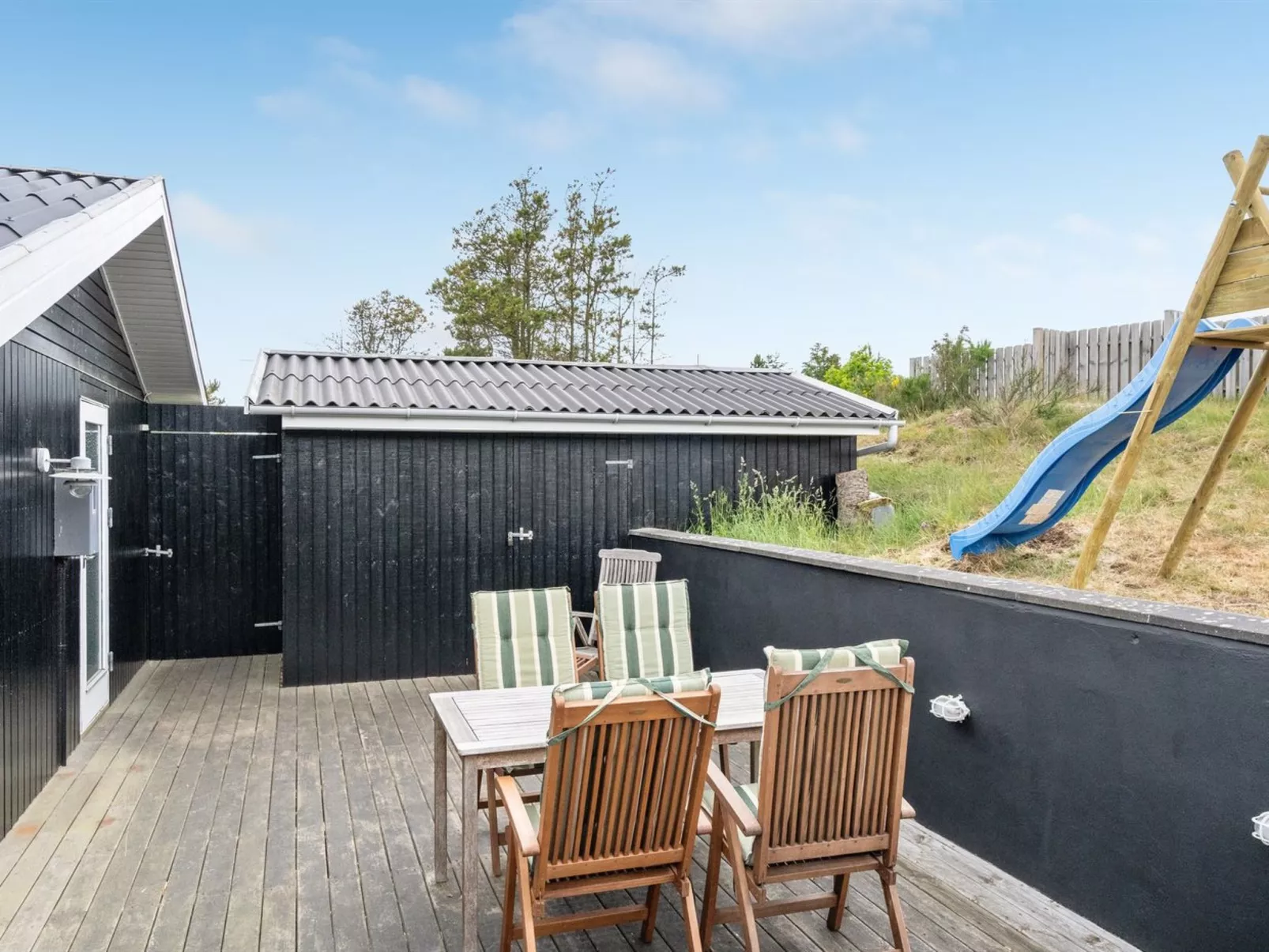 "Selma" - 700m from the sea-Binnen
