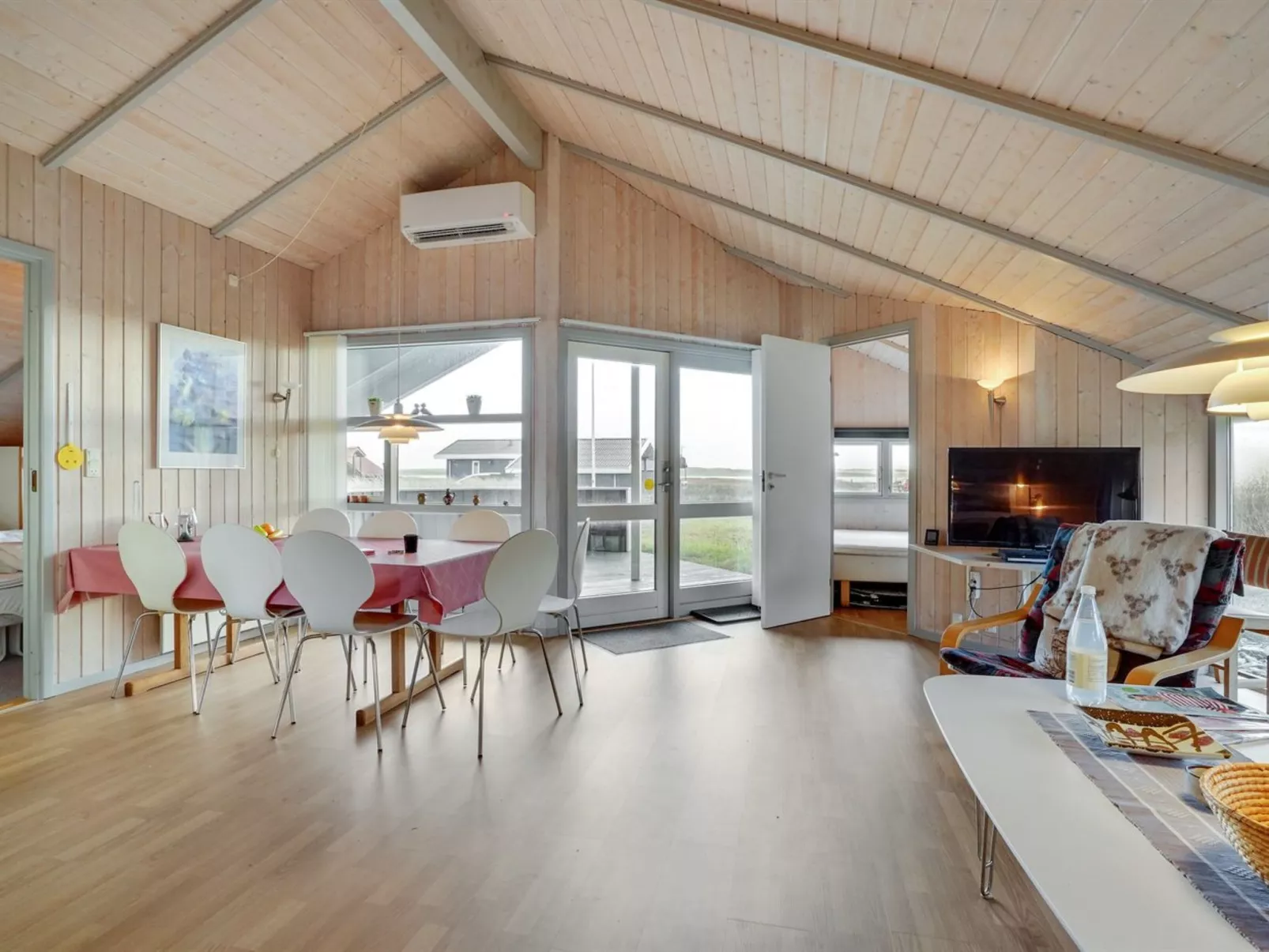 "Mimo" - 150m from the sea-Binnen