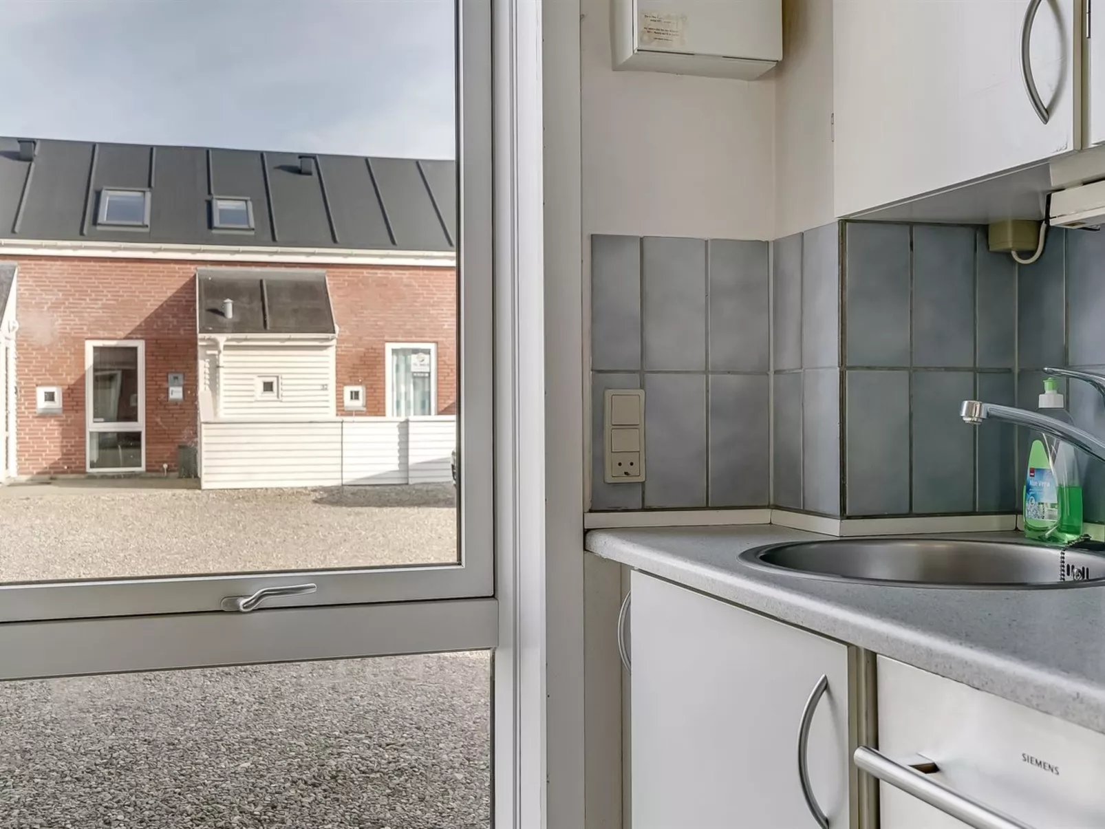 "Palni" - 2.3km from the sea-Binnen