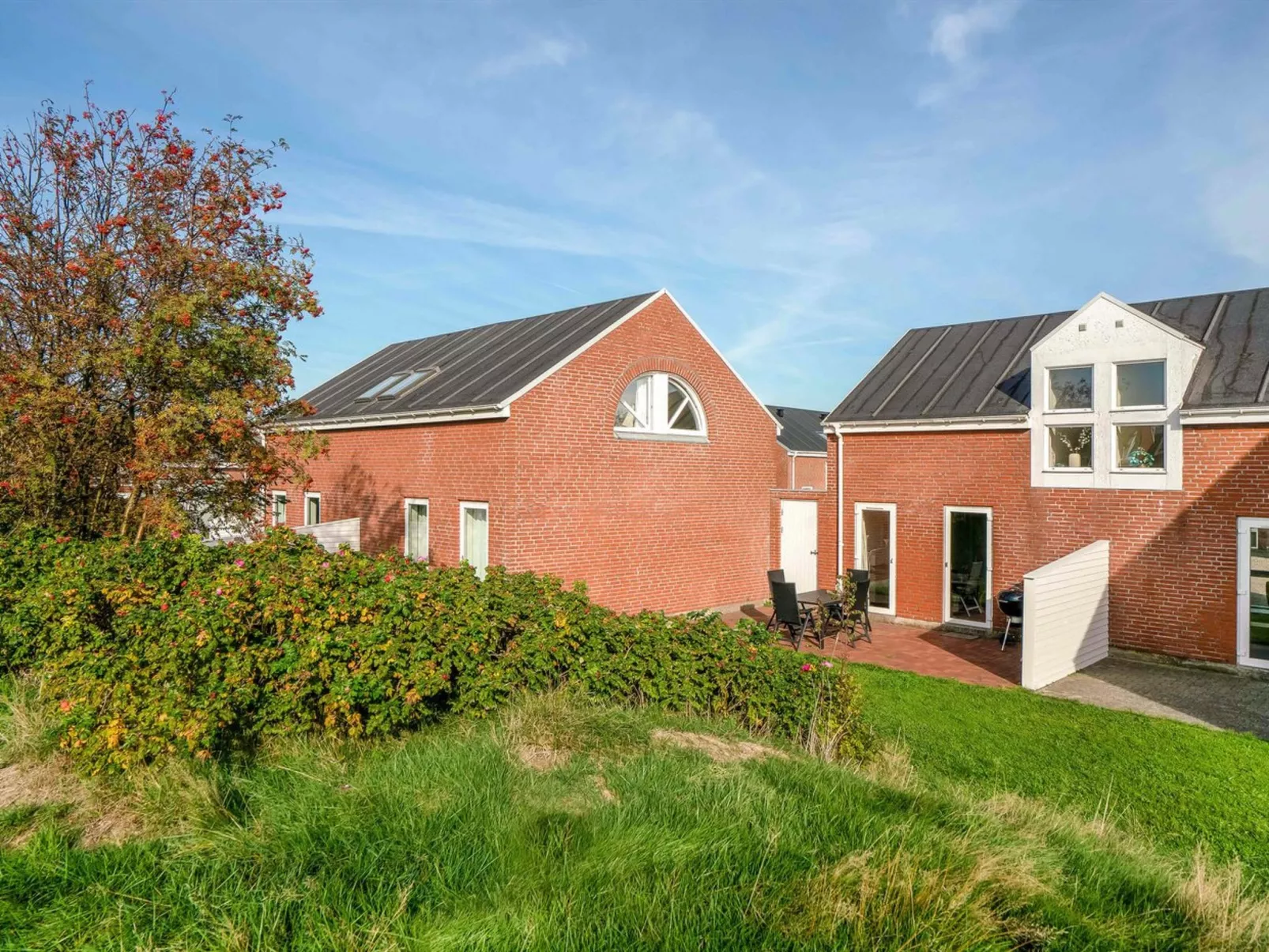 "Palni" - 2.3km from the sea-Buiten