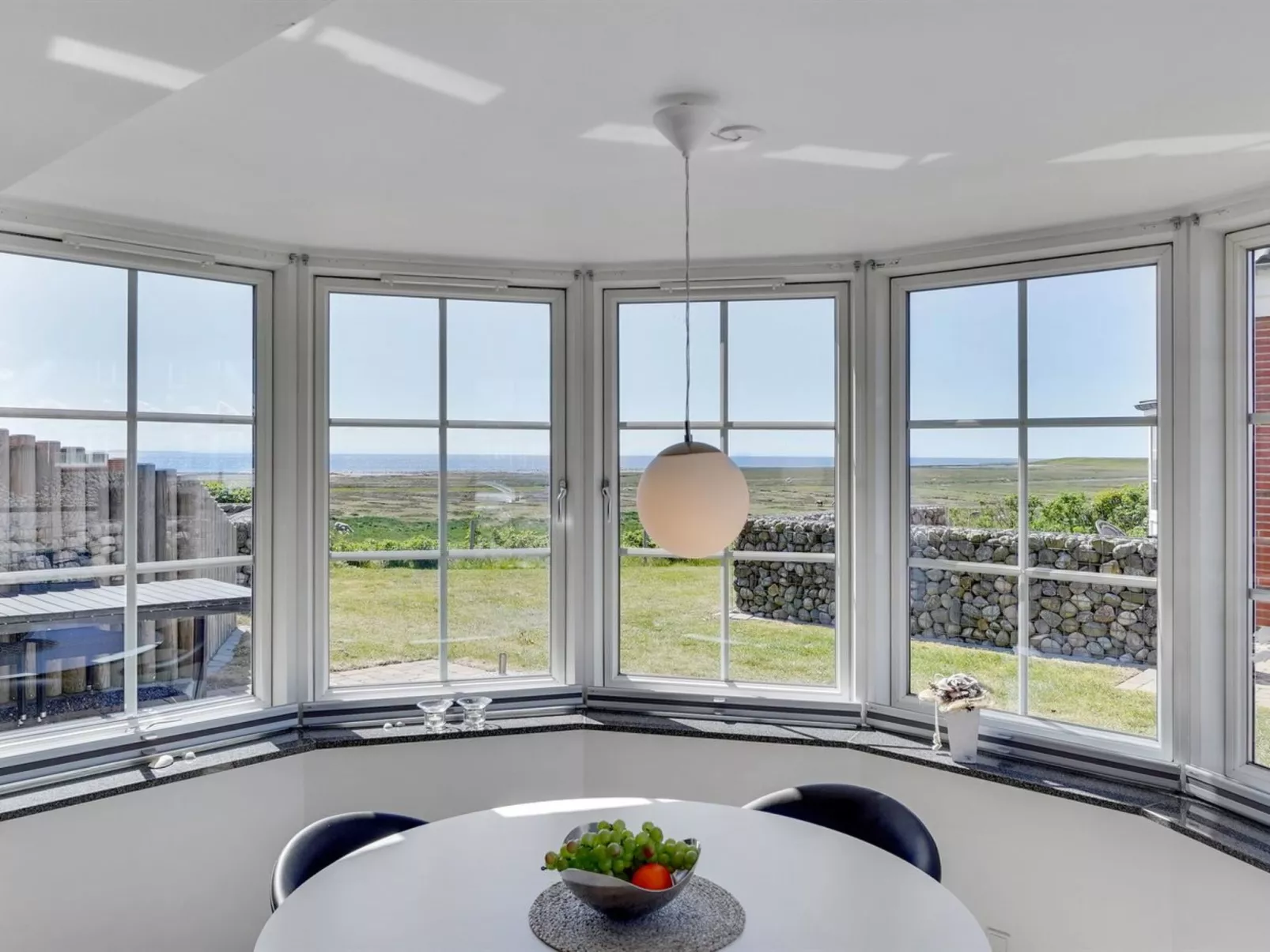 "Langsom" - 100m from the sea-Binnen