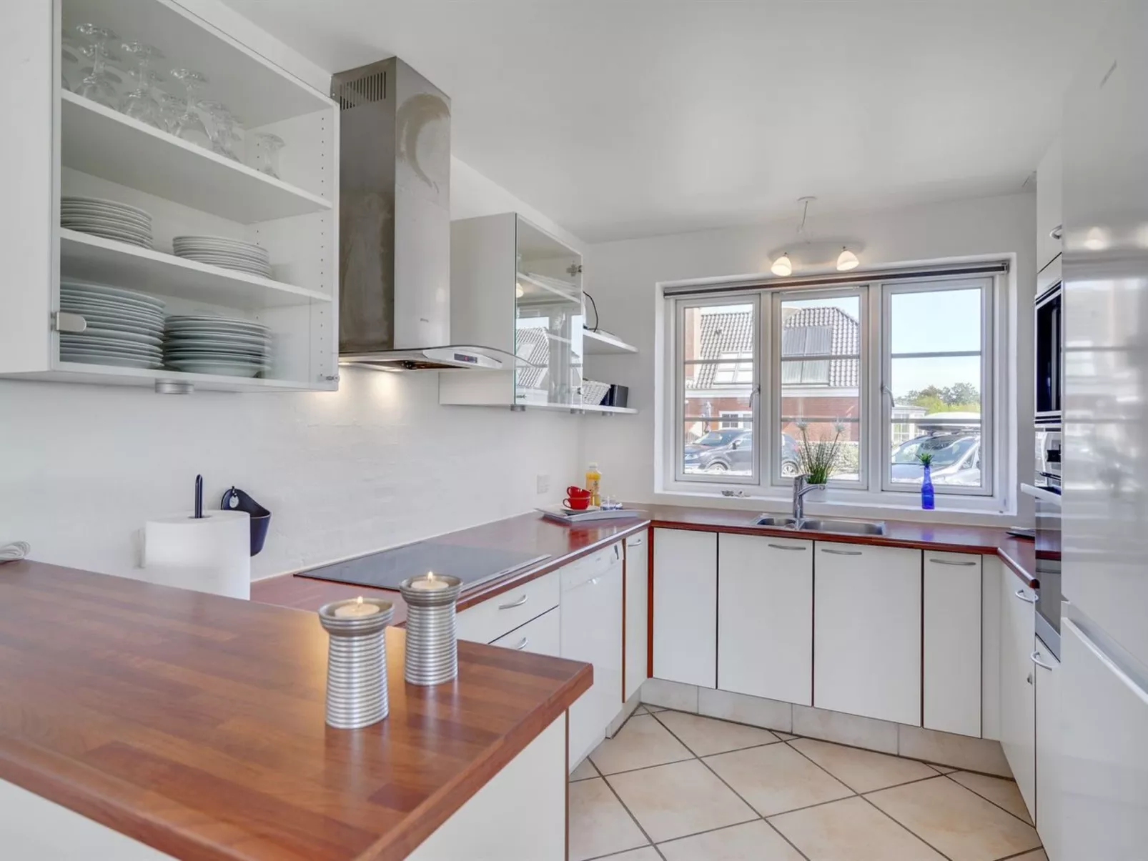 "Langsom" - 100m from the sea-Buiten