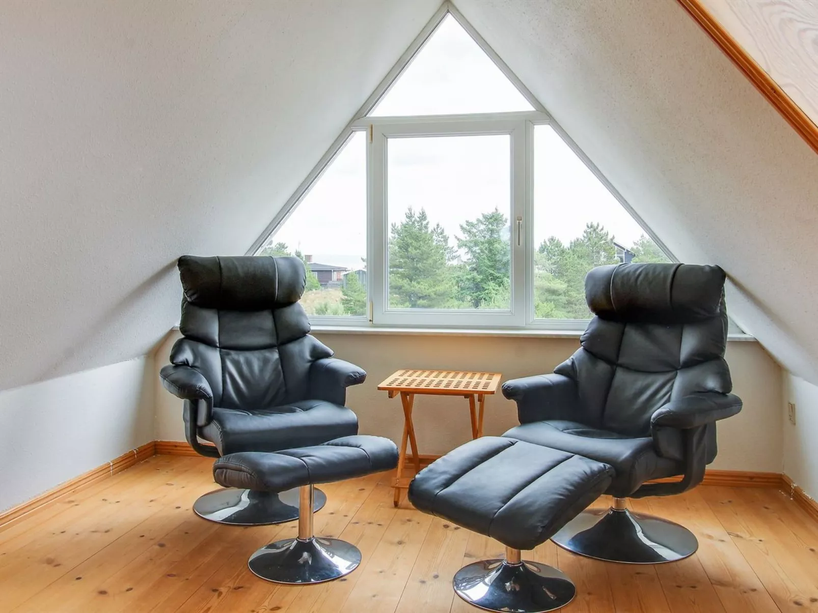 "Lissa" - 2.4km from the sea-Binnen