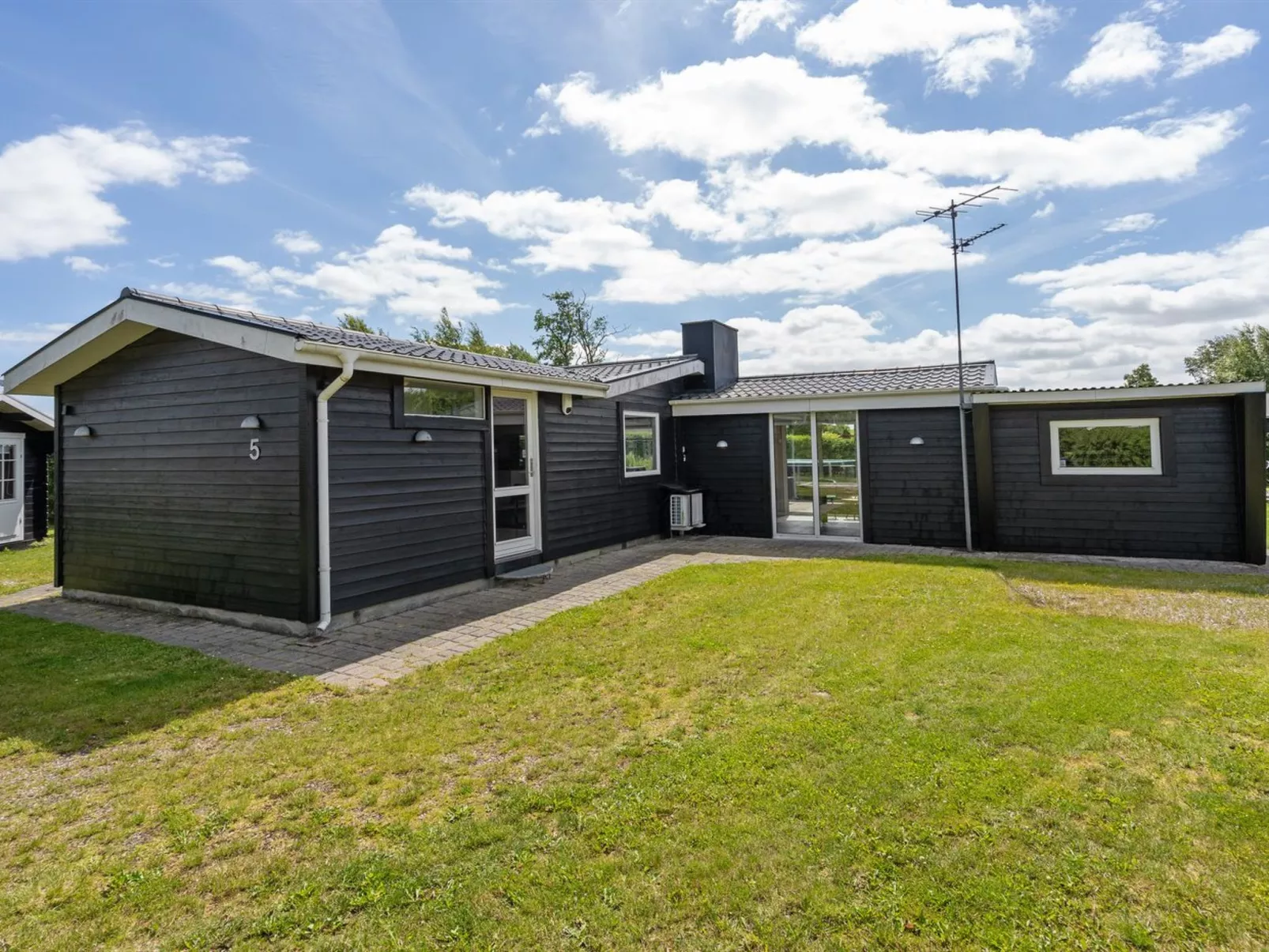 "Edel" - 650m from the sea-Buiten