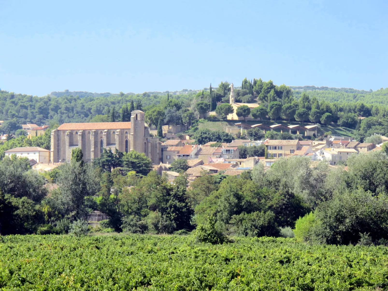 A la porte d'Avignon-Omgeving