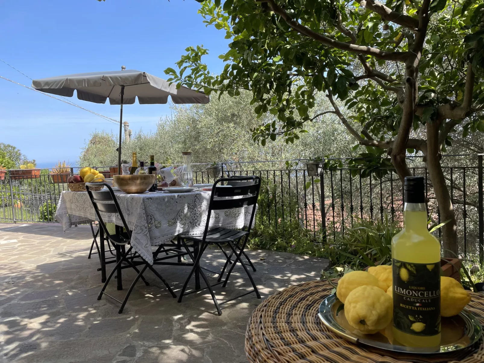 Casa dei Fiori-Buiten