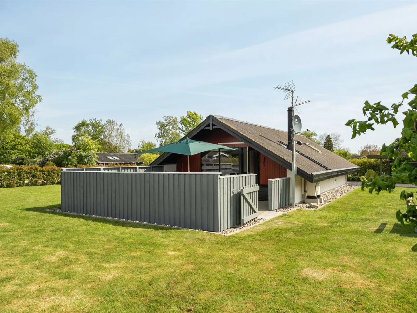 "Tican" - 400m from the sea-Buiten