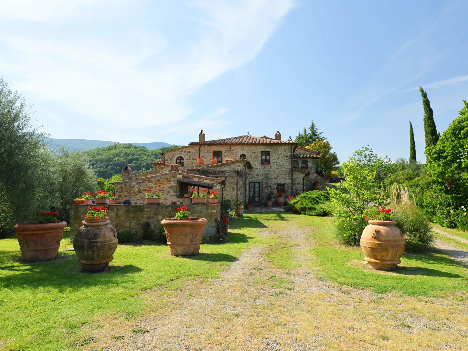 Poggio Velluto-Buiten