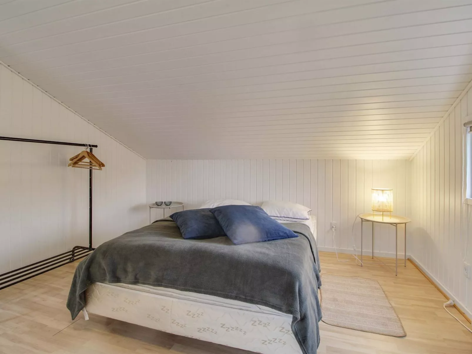 "Gillis" - 900m from the sea-Binnen