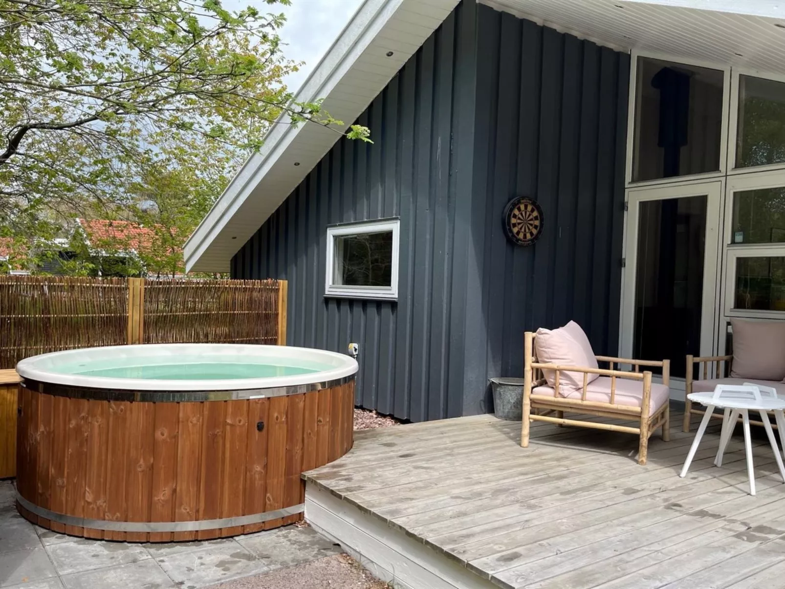 "Nikoletta" - 250m from the sea-Binnen
