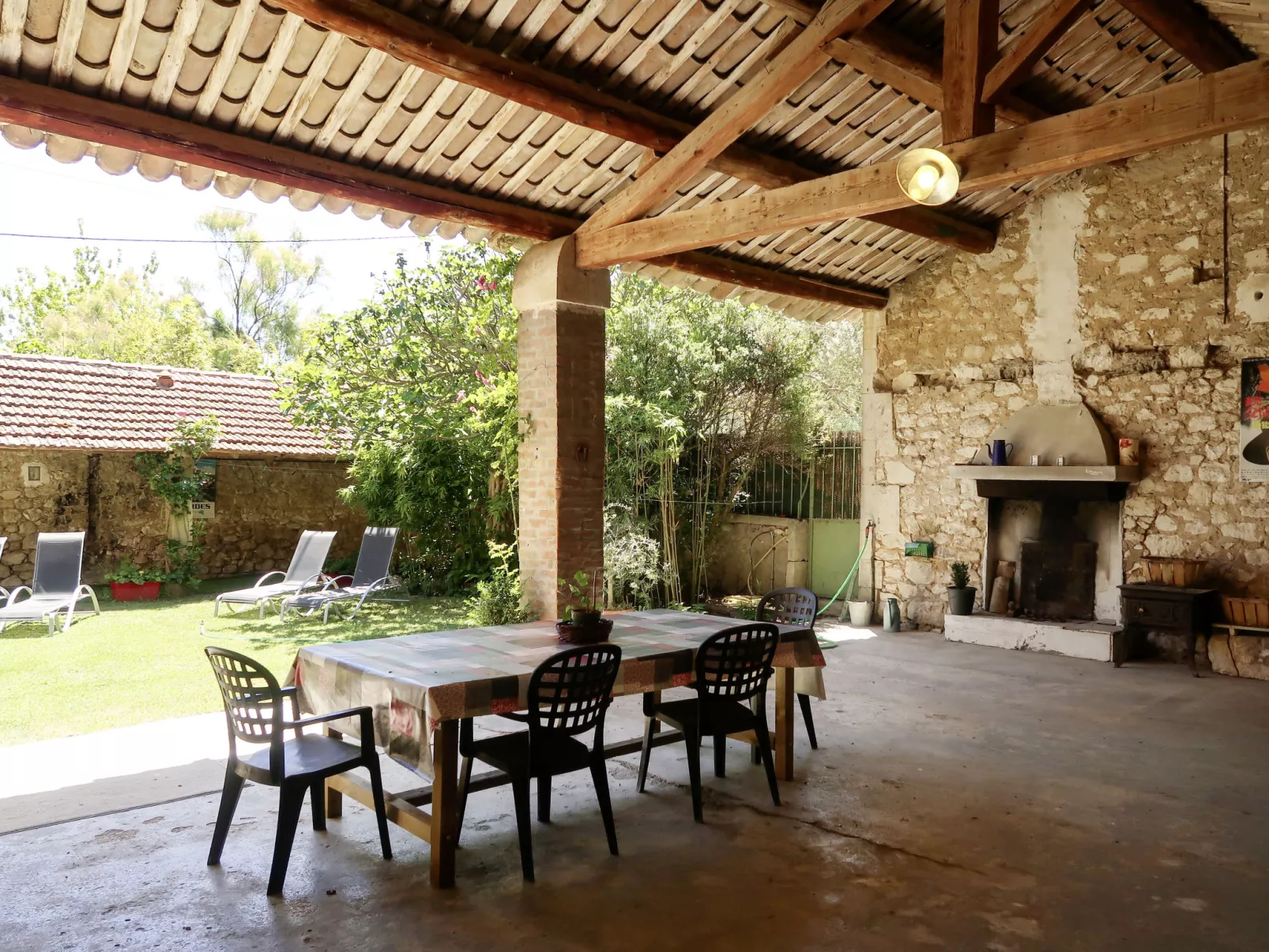 Bastide du 19ième-Buiten