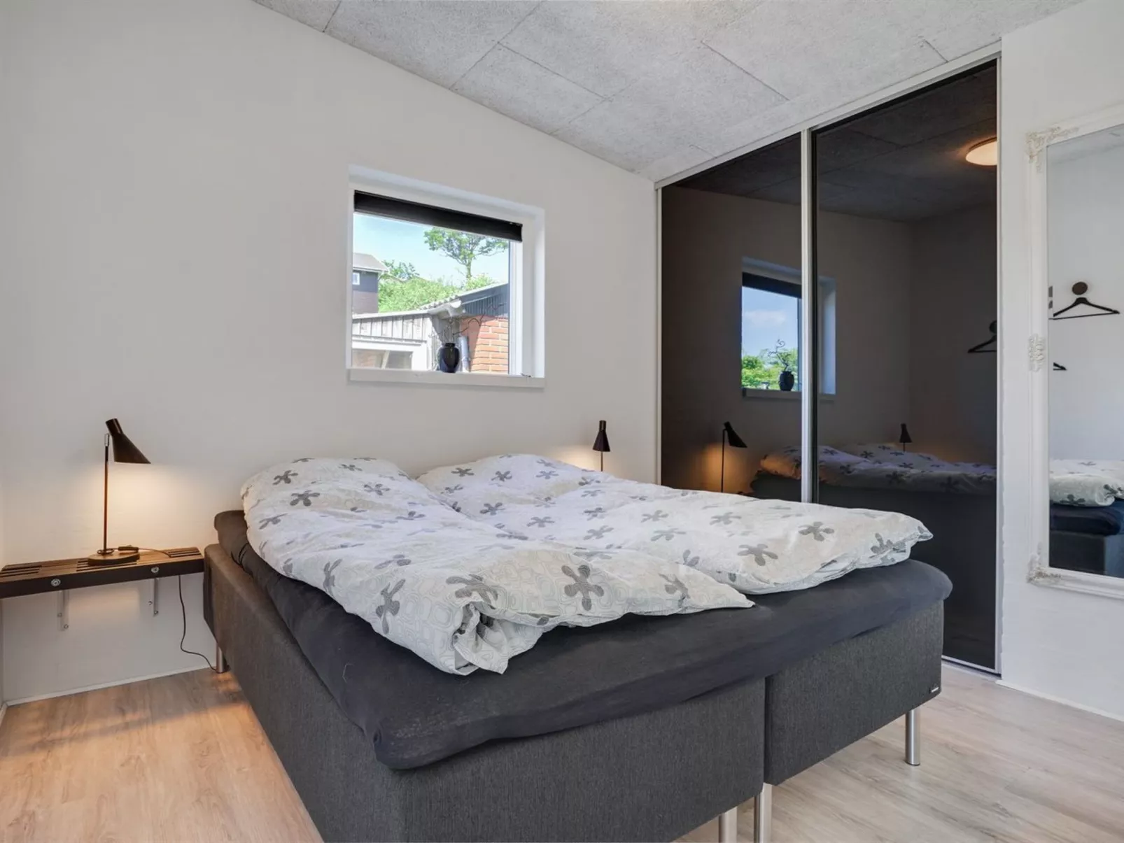 "Jadara" - 200m from the sea-Binnen