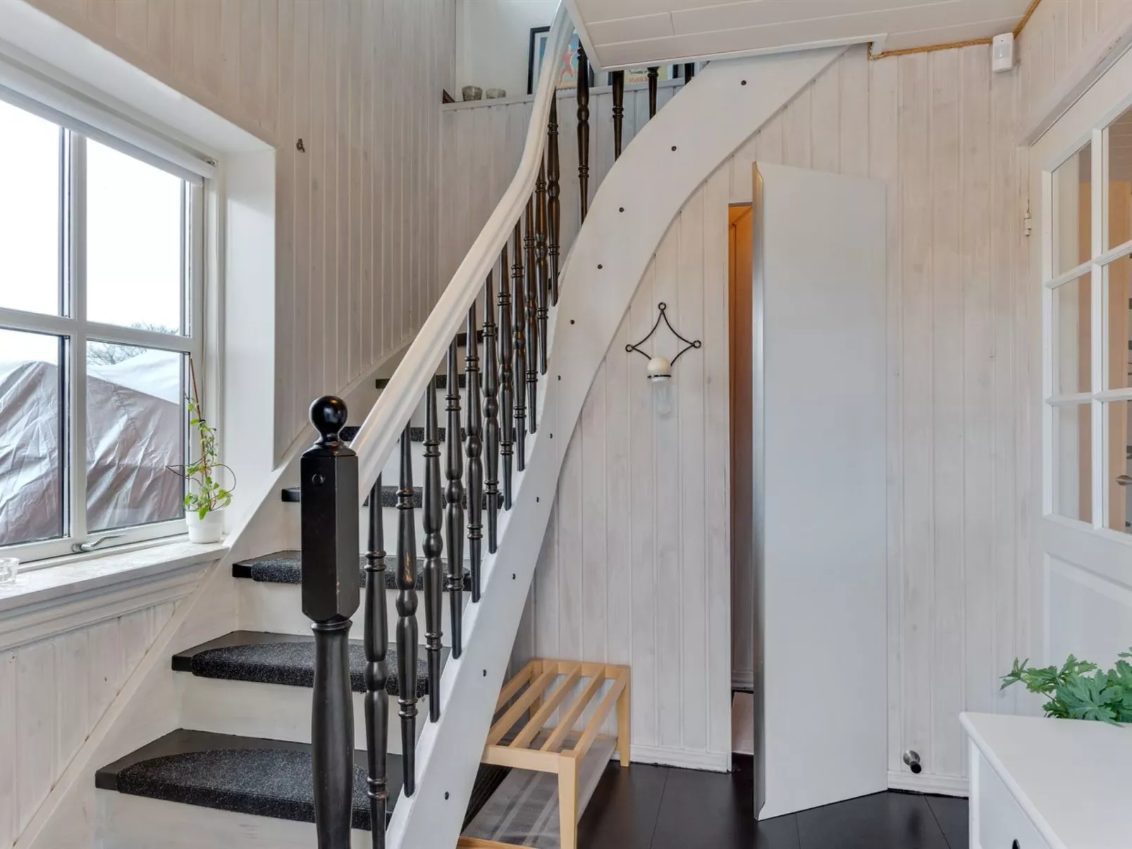 "Amely" - 500m from the sea-Binnen