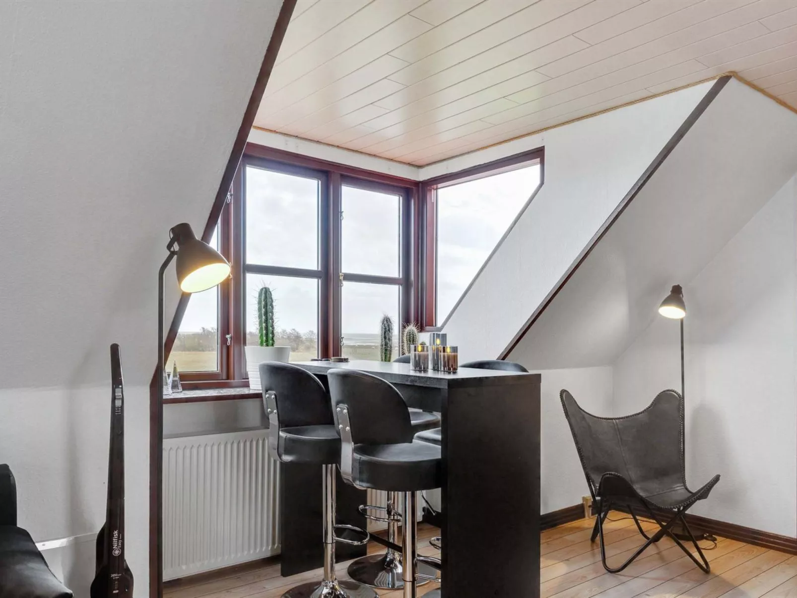 "Amely" - 500m from the sea-Binnen