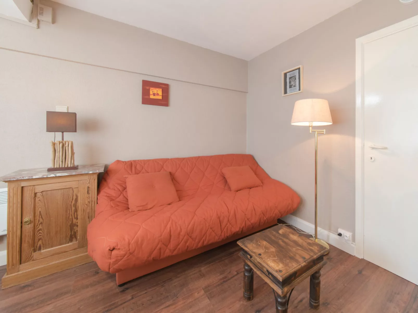 Orchidee 002 - cozy app on ground floor-Binnen