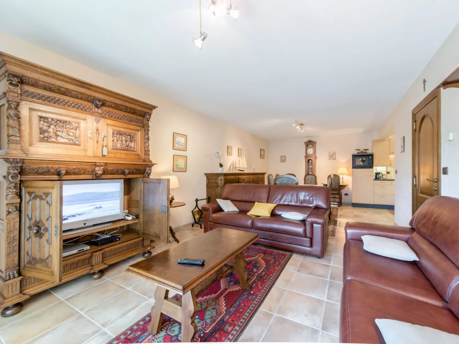 Goldsands II 101 with garage-Binnen