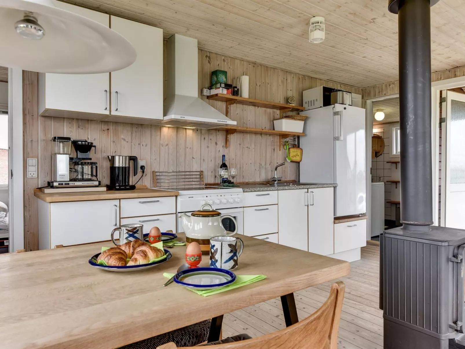 "Blomma" - 350m from the sea-Binnen
