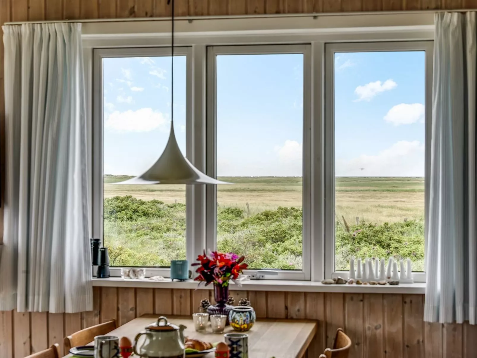"Blomma" - 350m from the sea-Binnen